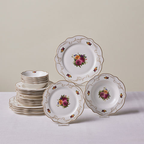 Karaca Antique Porcelain 24 Stück 6 Sitzer Dinner Set