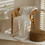 Karaca Stripe Sherpa Weiße Decke 130x150