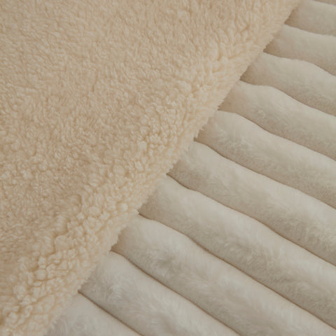 Karaca Stripe Sherpa Weiße Decke 150x200