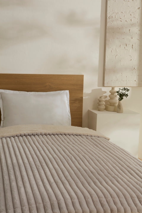 Karaca Stripe Sherpa Graue Decke 150x200