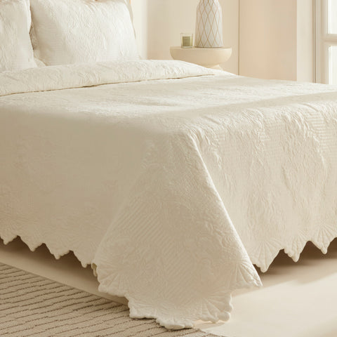 Camille Ecru Bedspread Set 230x240 cm + 2 Pillowcases (50x70 cm)