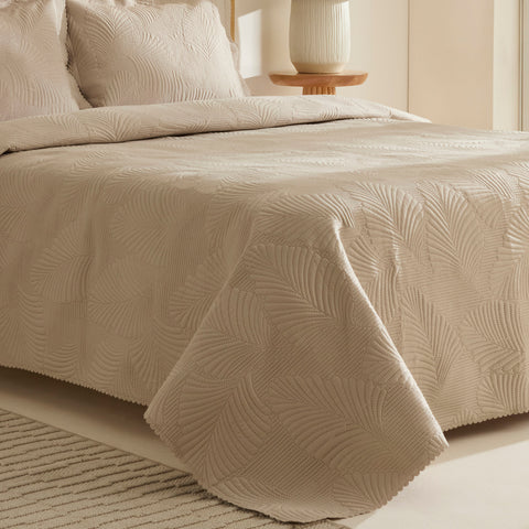 Leaf Bedspread Set Beige 230x240 Cm + 2 (50x70 Cm)