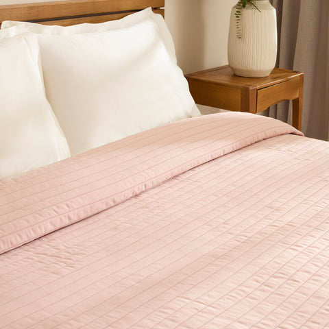 Karaca Freya Tagesdecke, Einzelbett, Puderrosa