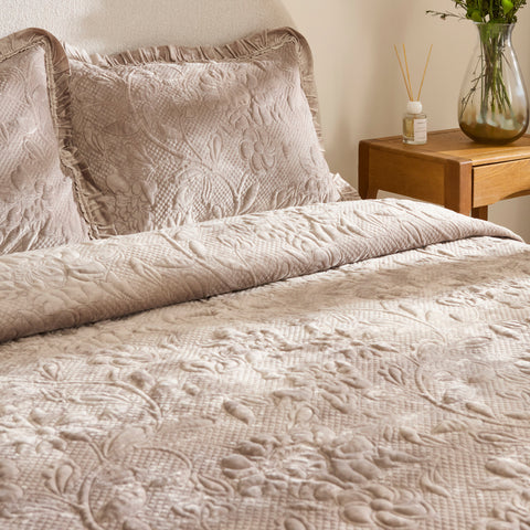Karaca Audrey Bedspread Set, Double, Grey