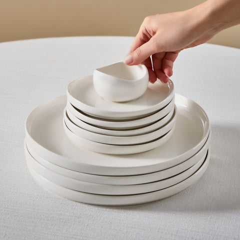 Karaca Bone China Olla 6 Kişilik 28 Parça Servis Seti, Beyaz