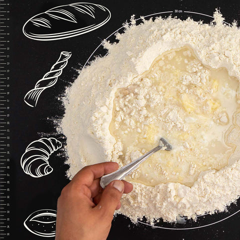 Karaca Refika's Measuring Dough Rolling Mat – Silpat 40x50 cm
 