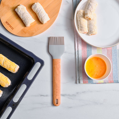 Karaca x Refika Gadgets Wooden-Handled Silicone Brush
