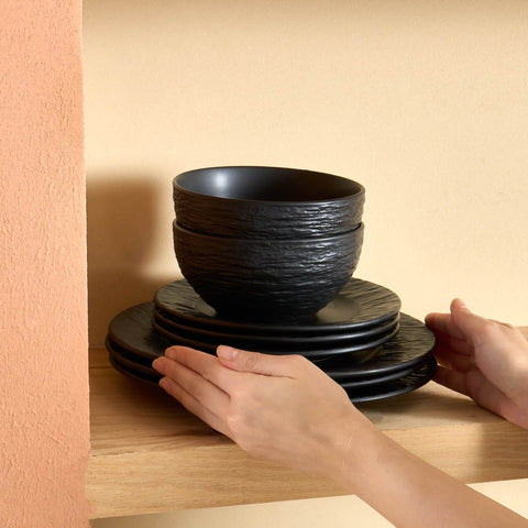 Karaca Solem Embossed 6 Kişilik 18 Parça Stoneware Yemek Takımı, Siyah
