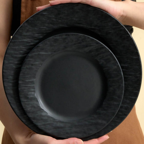 Karaca Solem Embossed 6 Kişilik 18 Parça Stoneware Yemek Takımı, Siyah
