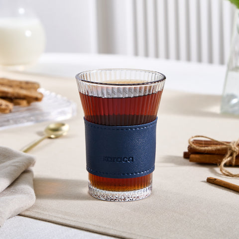 Karaca Leder Cool Touch Latte Glas 210 Ml Marineblau