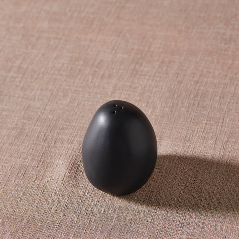 Karaca New Black Galactic Salzstreuer