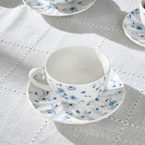 Karaca Blossom Bone-China Teetassen- und Untertassen-Set, 12-teilig, für 6 Personen, 220 ml, Blau