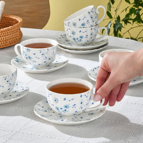Karaca Blossom Bone-China Teetassen- und Untertassen-Set, 12-teilig, für 6 Personen, 220 ml, Blau