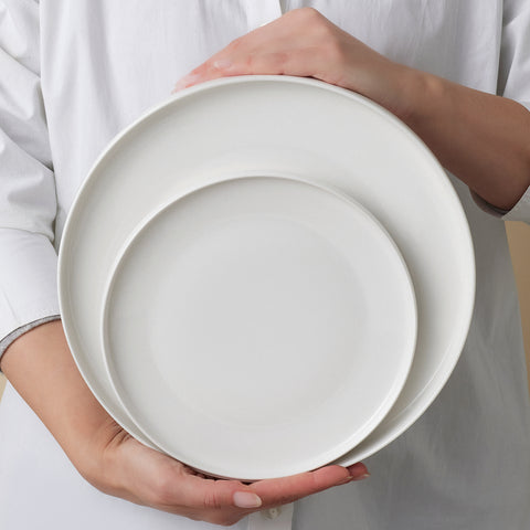 Karaca Stream Bone China Saturn 12-teiliges Tafelservice für 4 Personen, Weiß