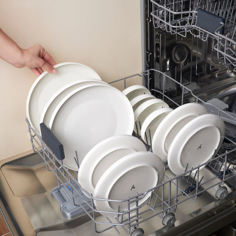 Karaca Stream Bone China Saturn 12-teiliges Tafelservice für 4 Personen, Weiß