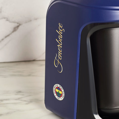 Karaca x Fenerbahçe Lizenzierte Hatır Hüps Türkische Kaffeemaschine mit Milchfunktion und Vereinshymne