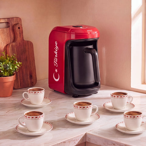 Karaca Hatır Hüps Türkiye – 5-Cup Turkish Coffee Machine with Milk Function and National Anthem, Flag Red