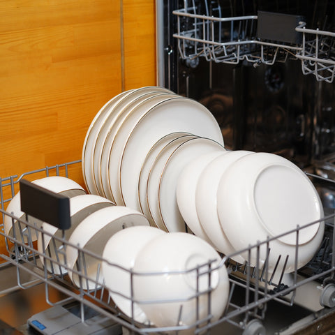 Karaca Stream Bone China Favaro 53-teiliges Tafelservice für 12 Personen, Gold